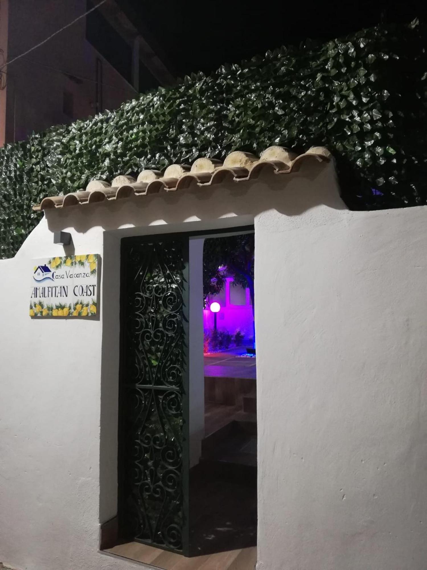 Casa Vacanze Amalfitan Coast Виетри Экстерьер фото